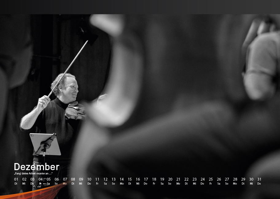 gVe-Kalender Dezember: Daniel Hope beim dirigieren, Foto von Jürgen Hinterleitner